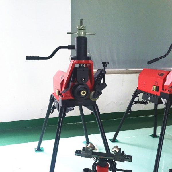 Máquina de ranhurar tubos de aço com revestimento de plástico